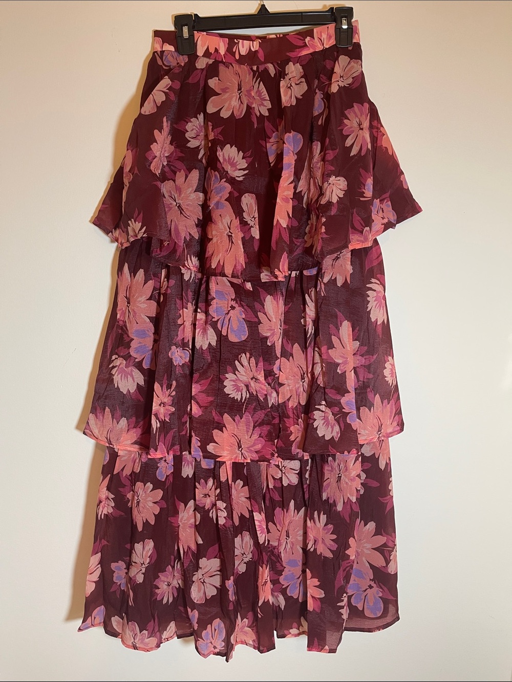 Flying Tomatoe woman’s Floral Tiered Dress - Burgundy Pink size M